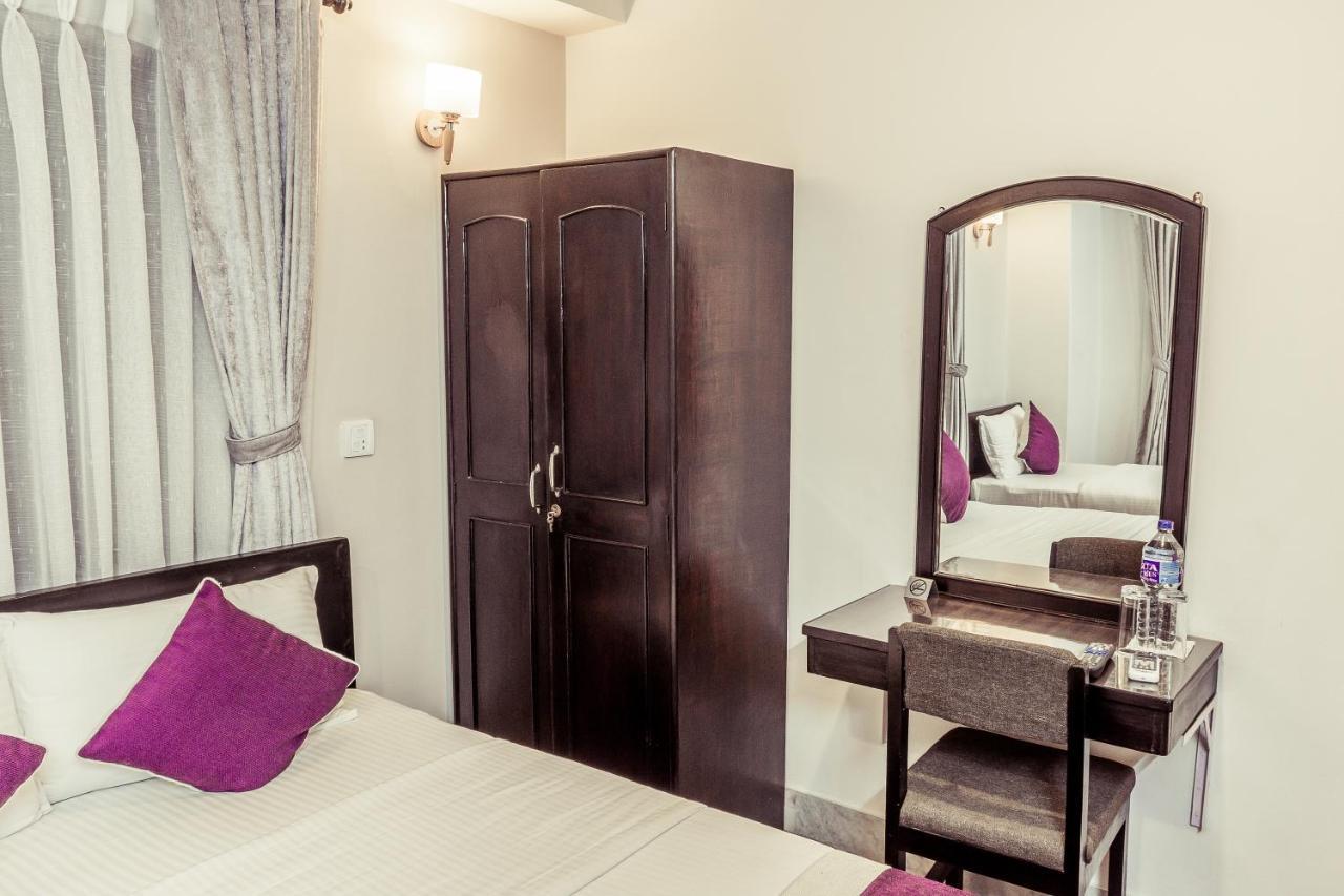 Ausfinn Hotel Metro Inn Katmandu Dış mekan fotoğraf