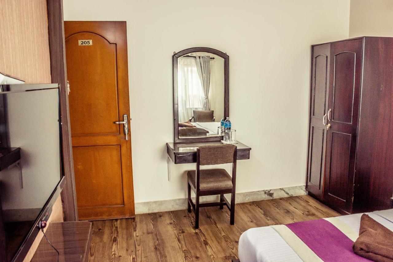 Ausfinn Hotel Metro Inn Katmandu Dış mekan fotoğraf
