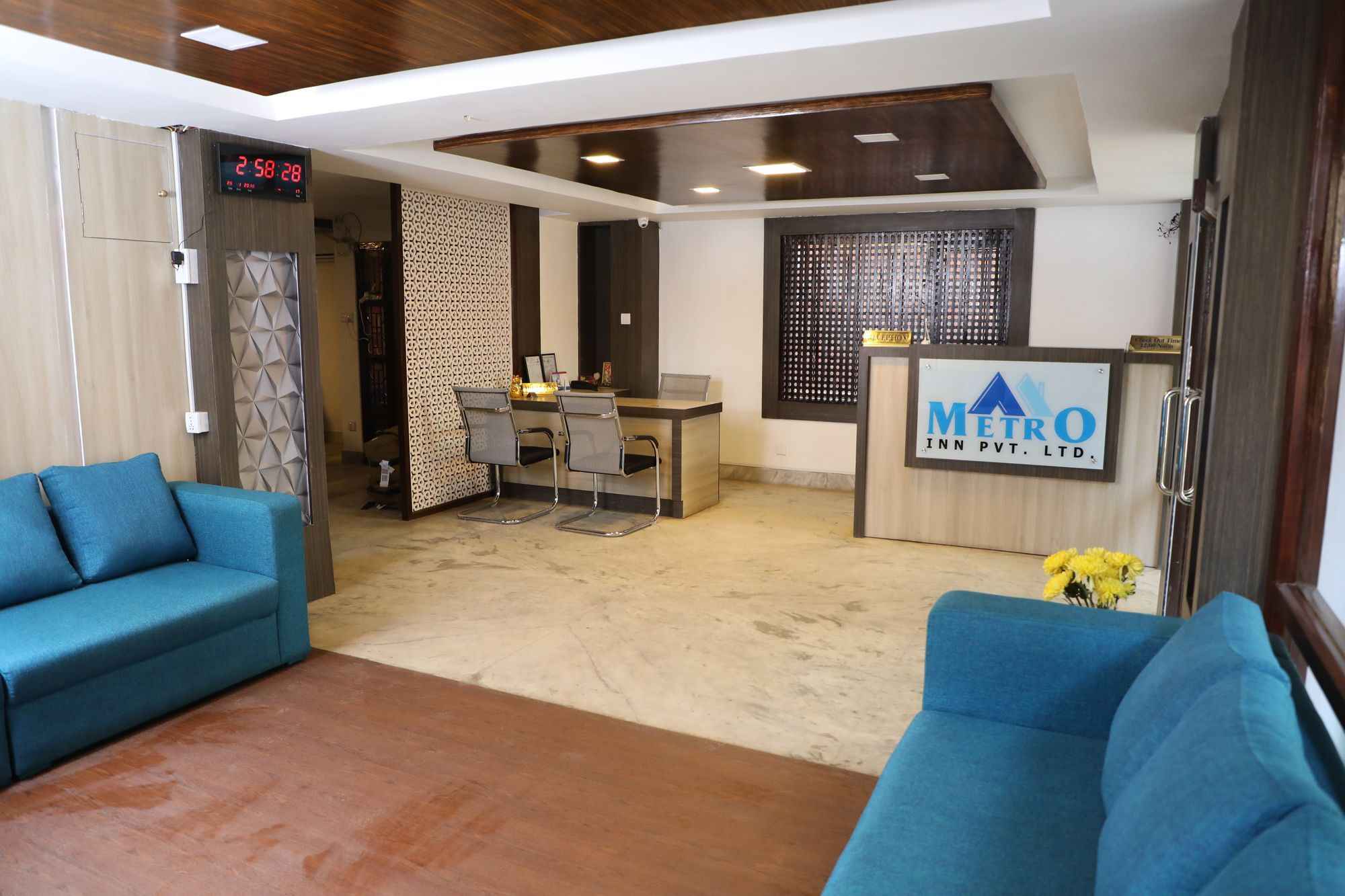 Ausfinn Hotel Metro Inn Katmandu Dış mekan fotoğraf