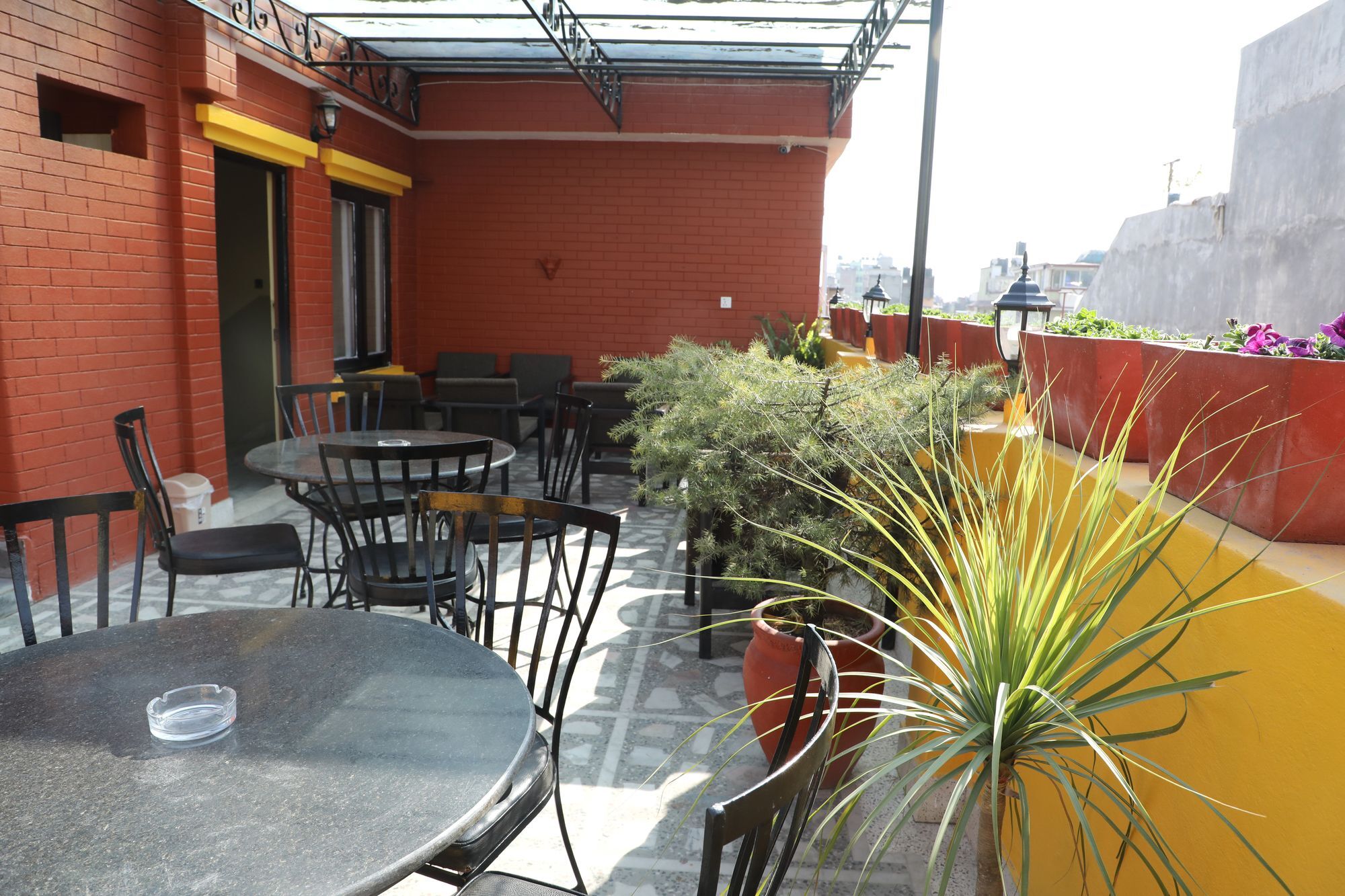 Ausfinn Hotel Metro Inn Katmandu Dış mekan fotoğraf